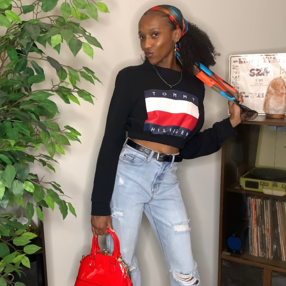 Reworked Vintage Tommy Hilfiger Cropped Sweater